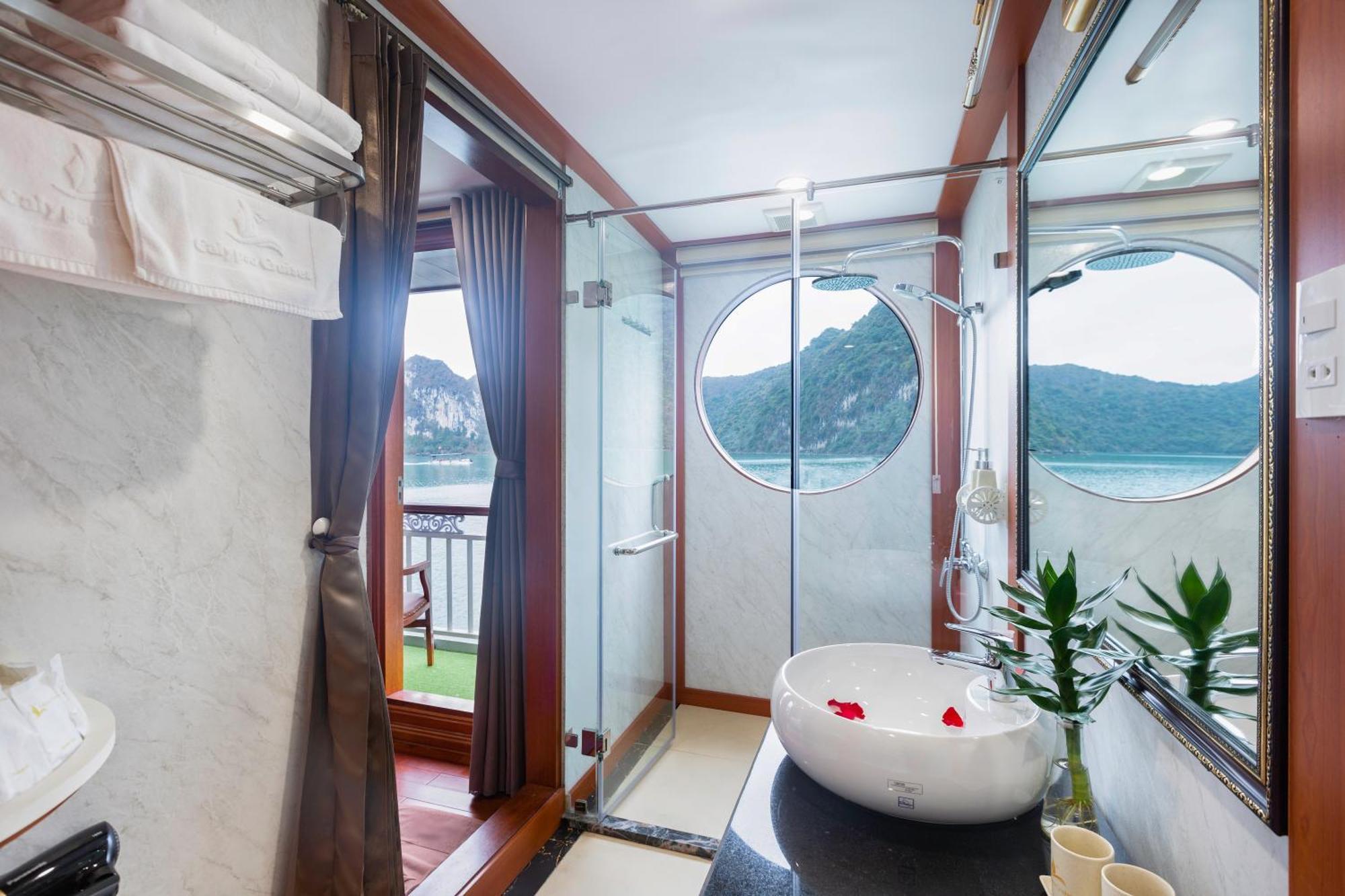 Le Journey Elegance Cruise Hotel Ха Лонг Екстериор снимка