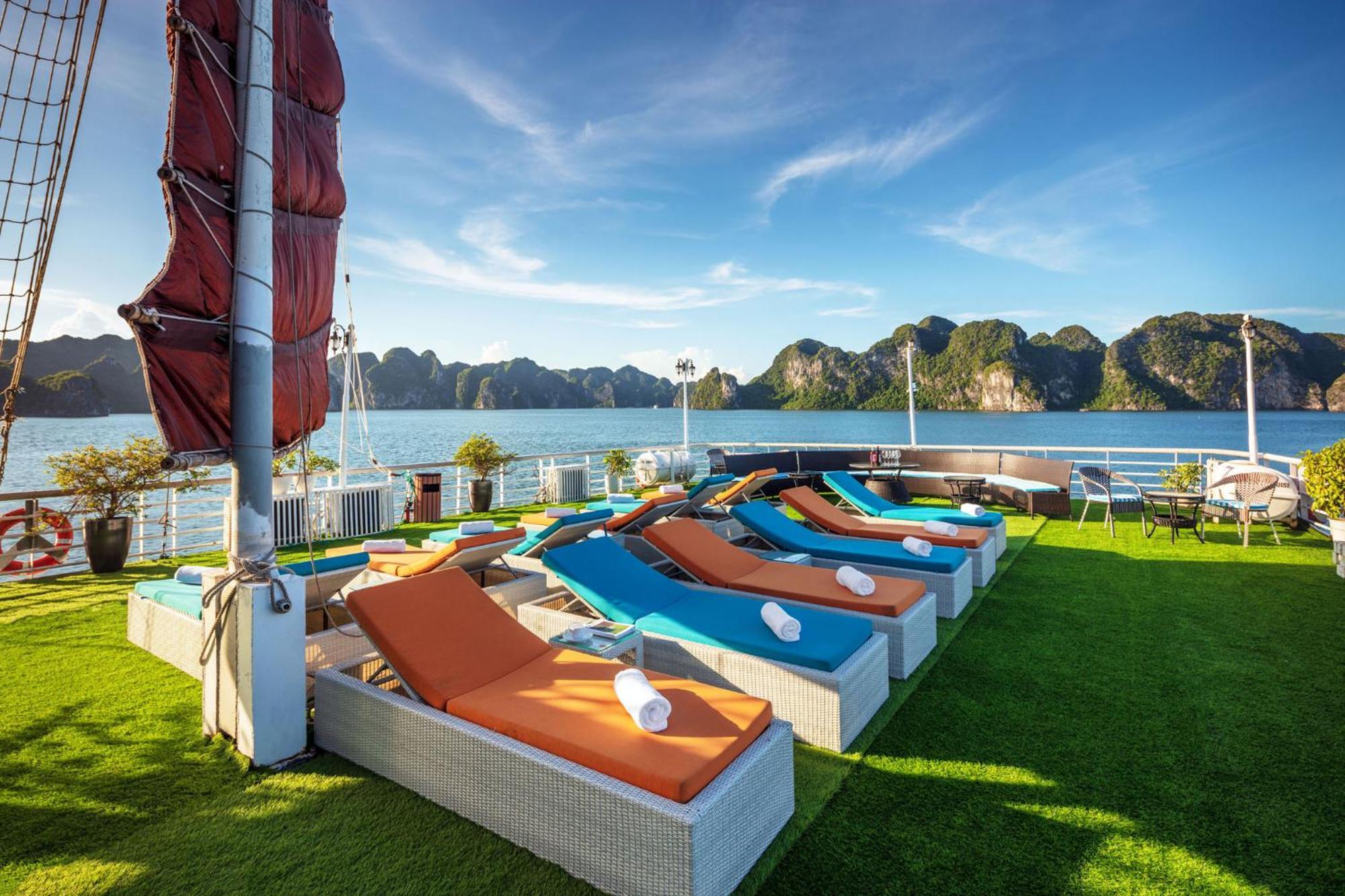 Le Journey Elegance Cruise Hotel Ха Лонг Екстериор снимка
