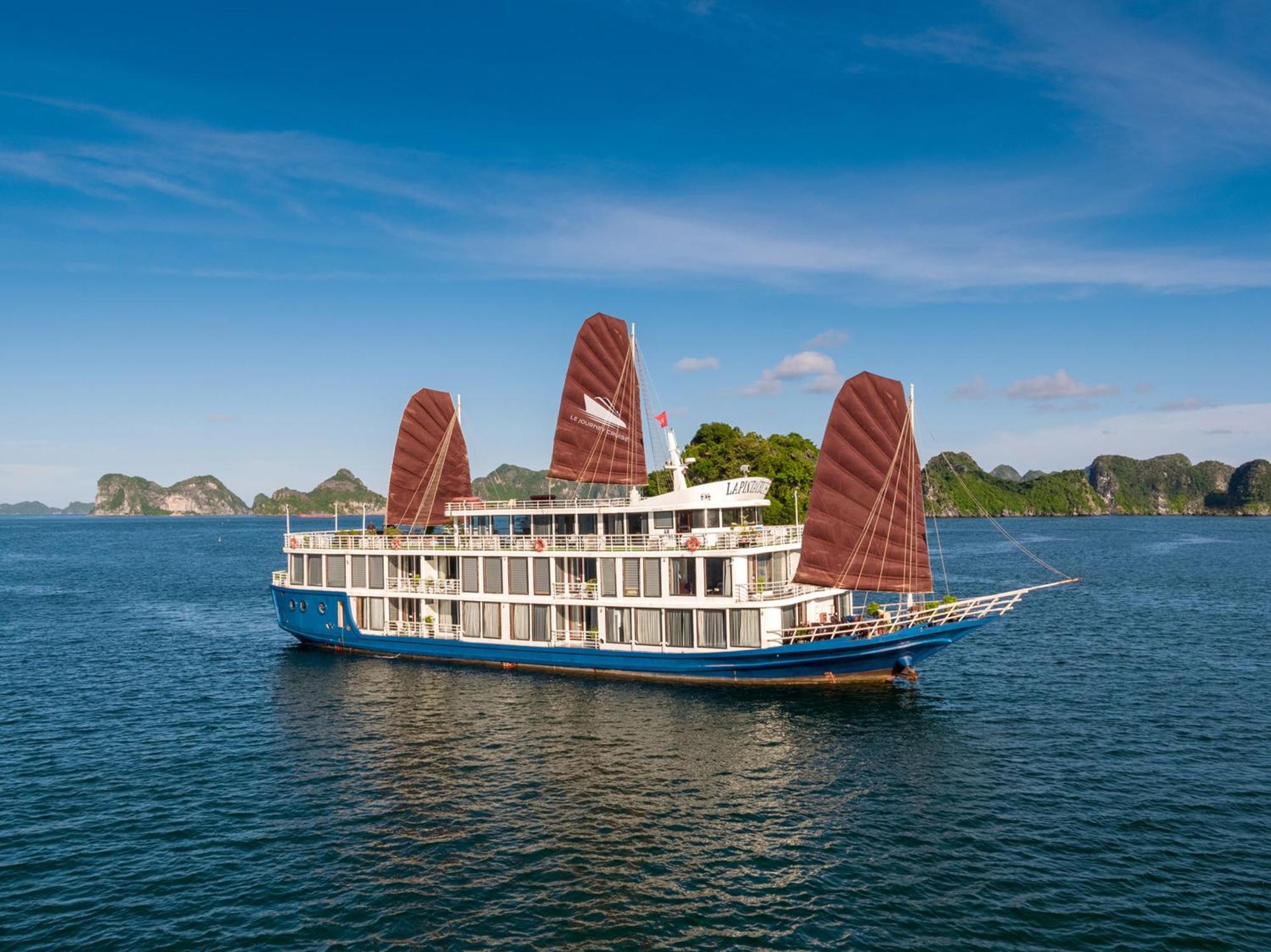 Le Journey Elegance Cruise Hotel Ха Лонг Екстериор снимка