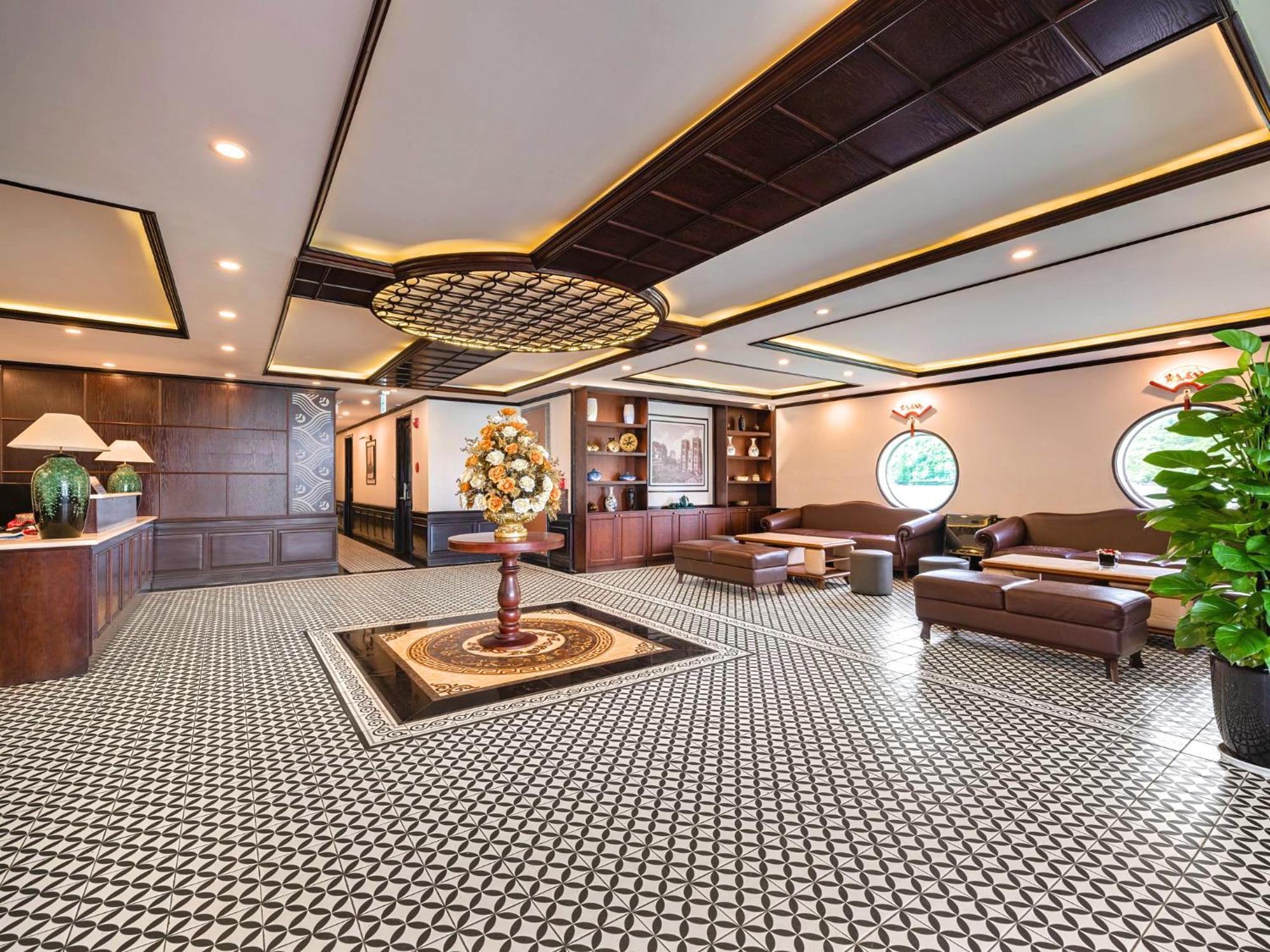 Le Journey Elegance Cruise Hotel Ха Лонг Екстериор снимка