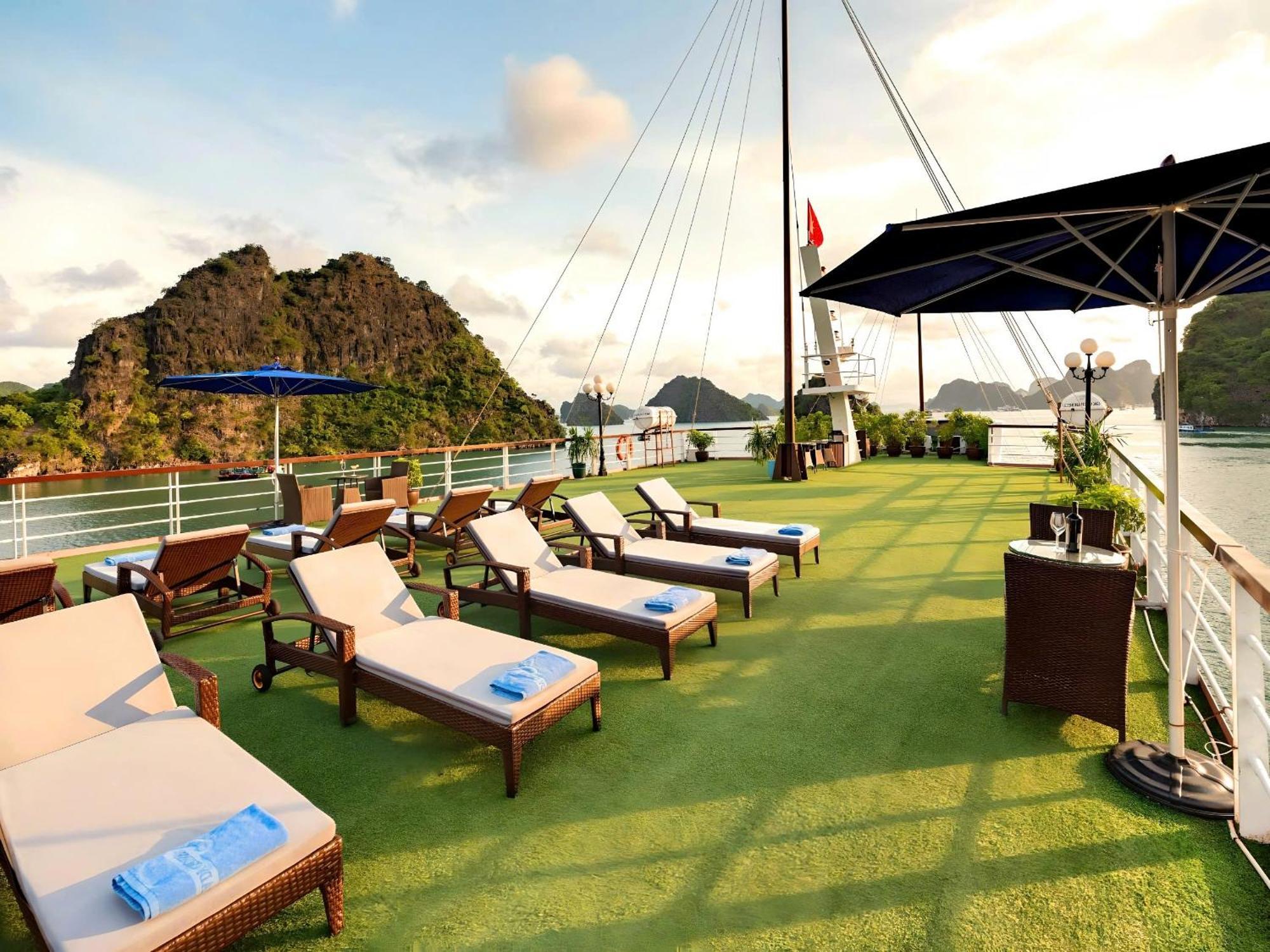 Le Journey Elegance Cruise Hotel Ха Лонг Екстериор снимка