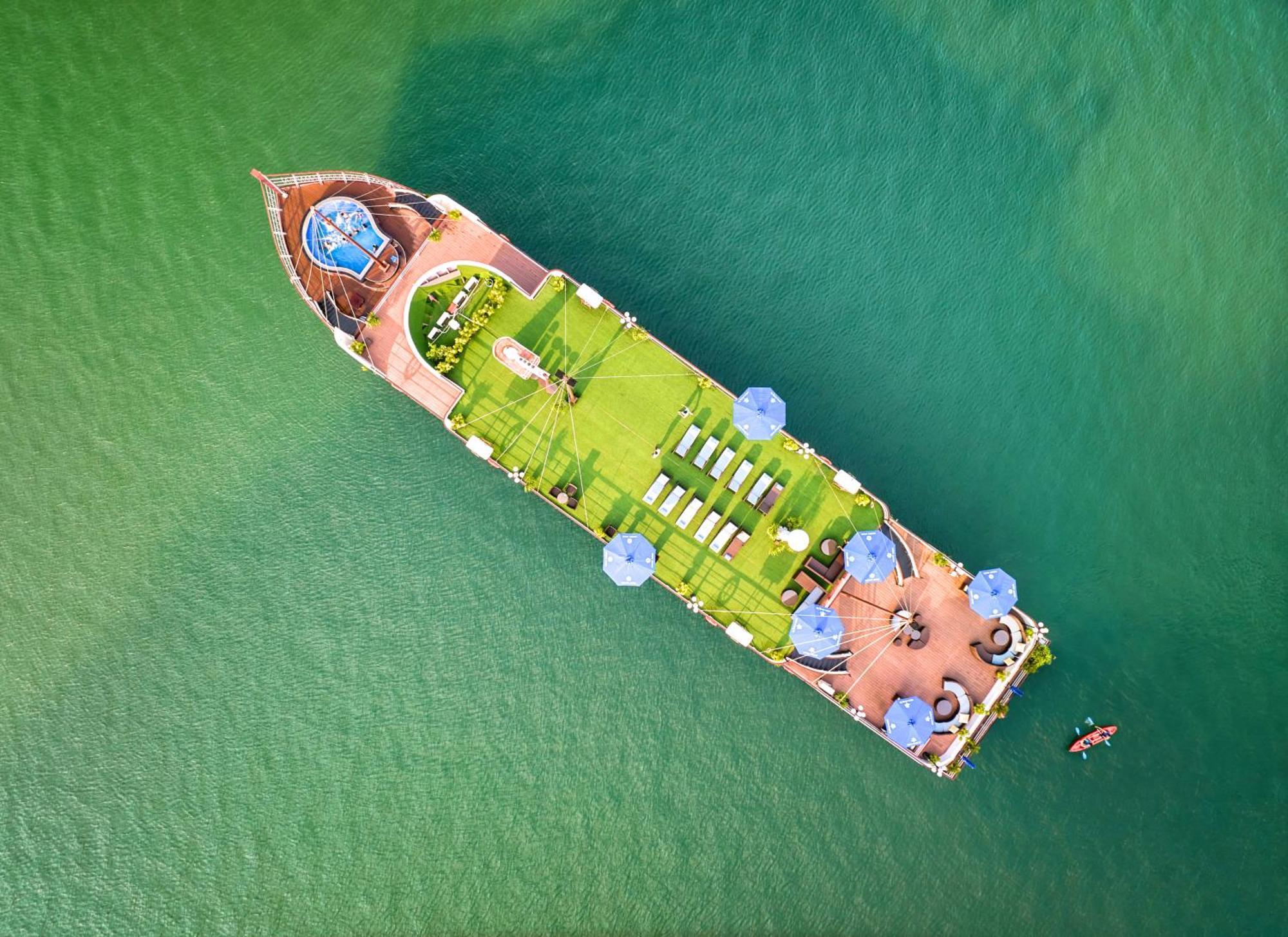 Le Journey Elegance Cruise Hotel Ха Лонг Екстериор снимка