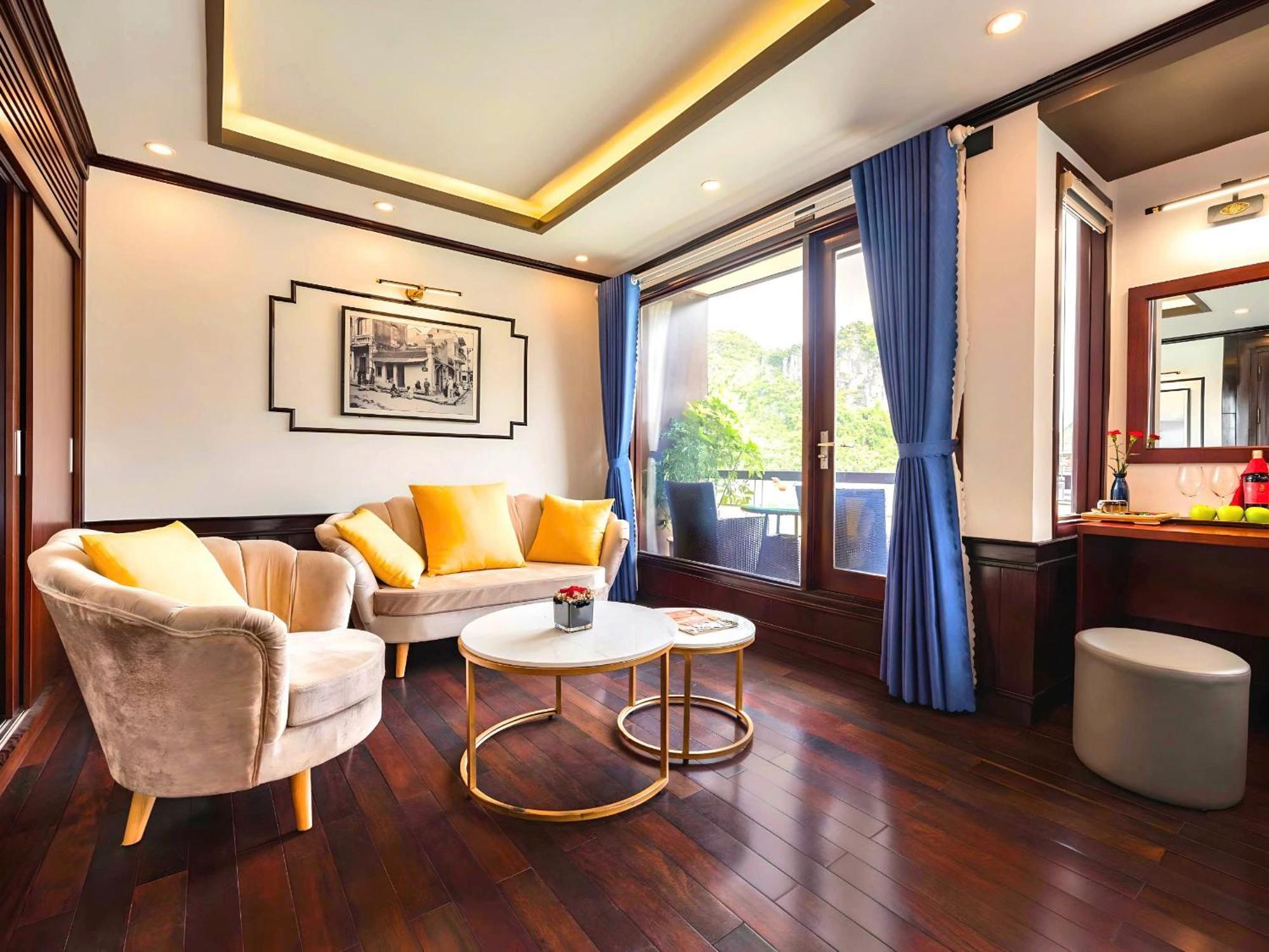 Le Journey Elegance Cruise Hotel Ха Лонг Екстериор снимка